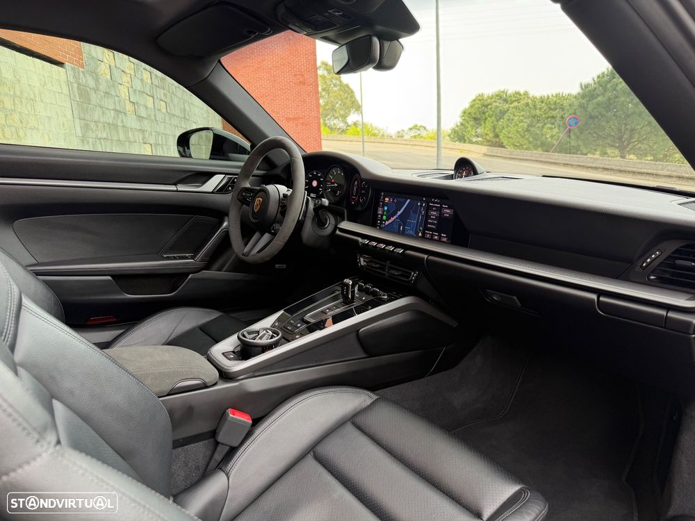 Porsche 911 (992) Carrera PDK - 9