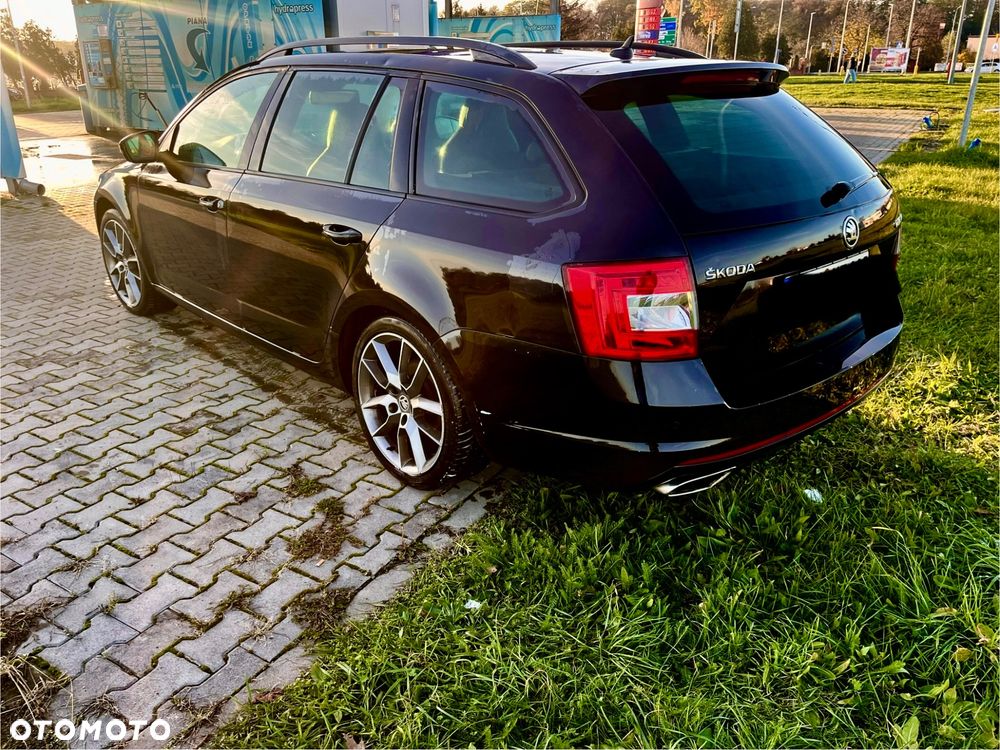 Skoda Octavia 2.0 TDI RS DSG - 10