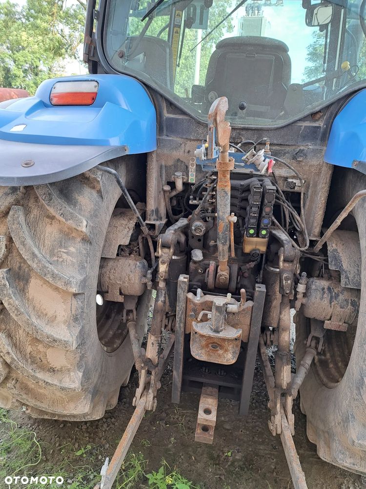 New Holland TS135A - 10