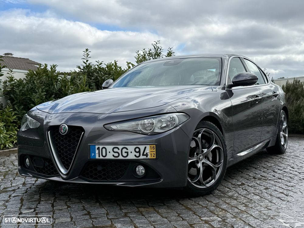 Alfa Romeo Giulia - 1
