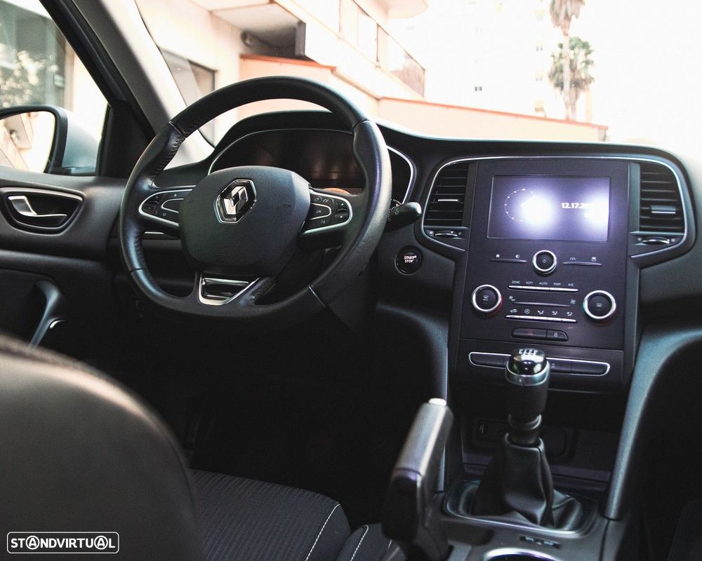 Renault Mégane 1.5 dCi Confort - 23