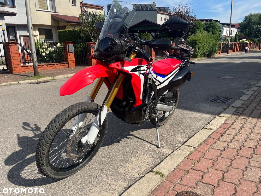 Honda CRF - 1