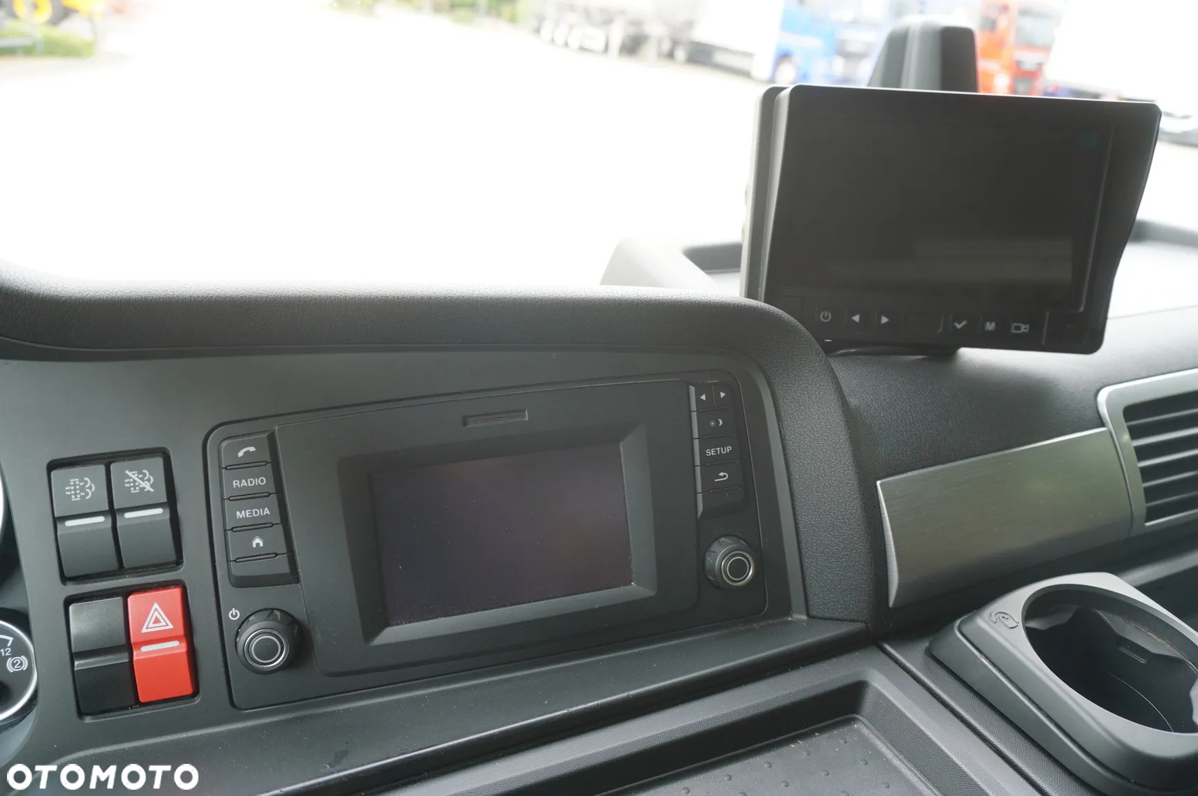 MAN TGX 18.430 / Kontener 18 EPAL / Przyczepa Fruehauf 18 EPAL / 2021 - 27