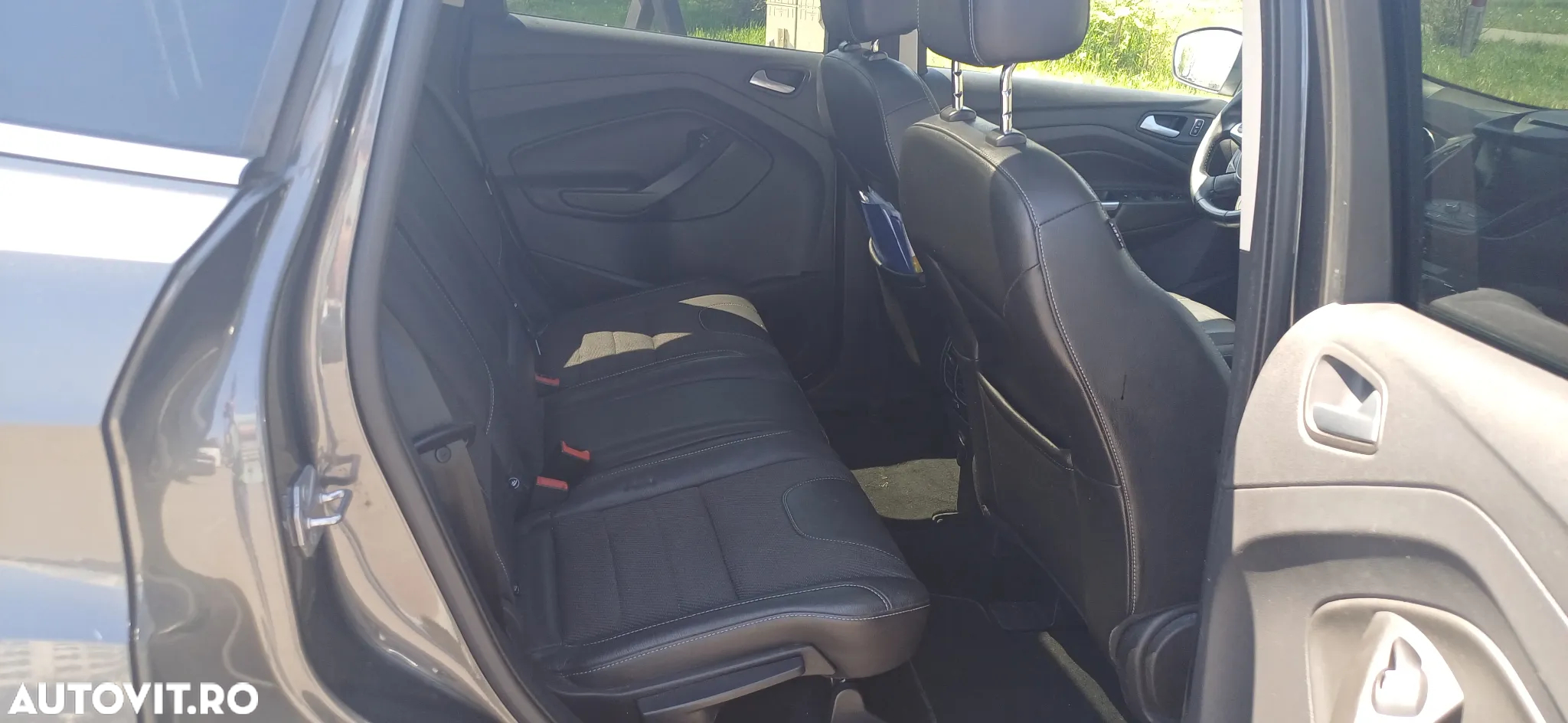 Ford Kuga 2.0 TDCi 4WD Powershift Titanium - 11