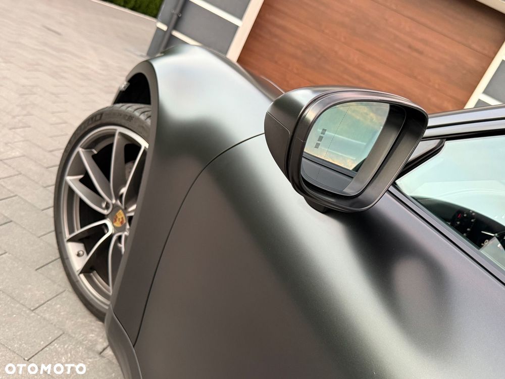 Porsche 911 Carrera S - 24