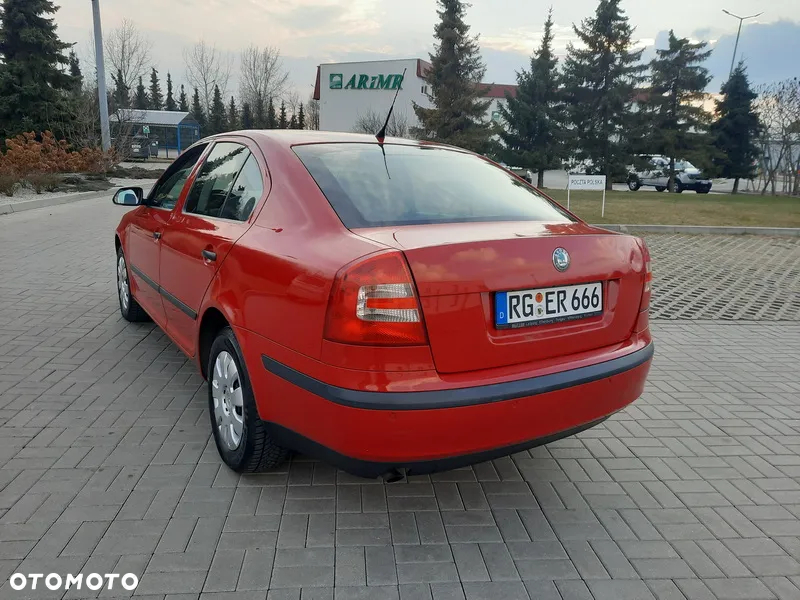 Skoda Octavia 1.6 Classic - 2