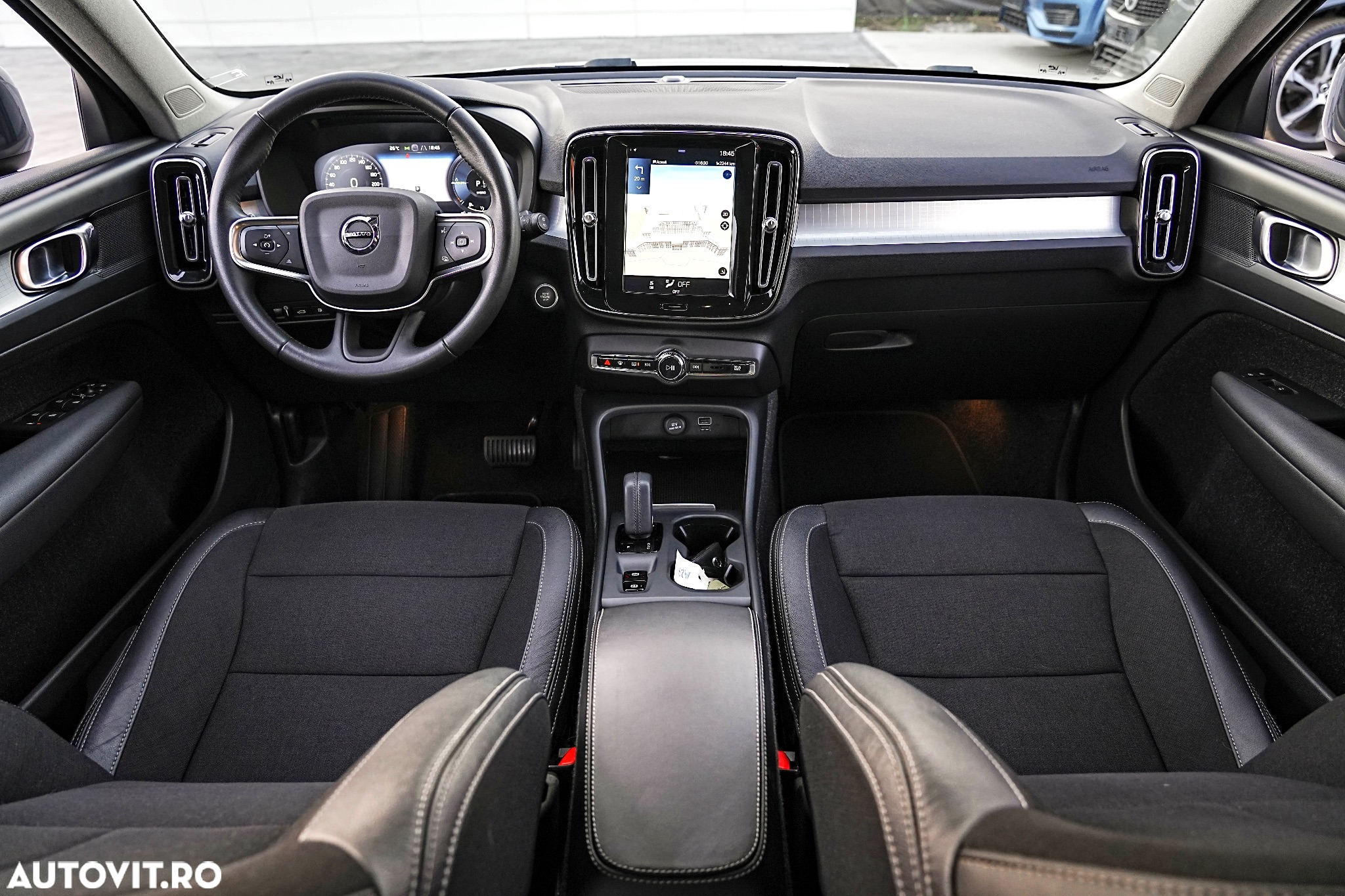 Volvo XC 40 Recharge T5 Twin Engine AT7 Inscription - 6