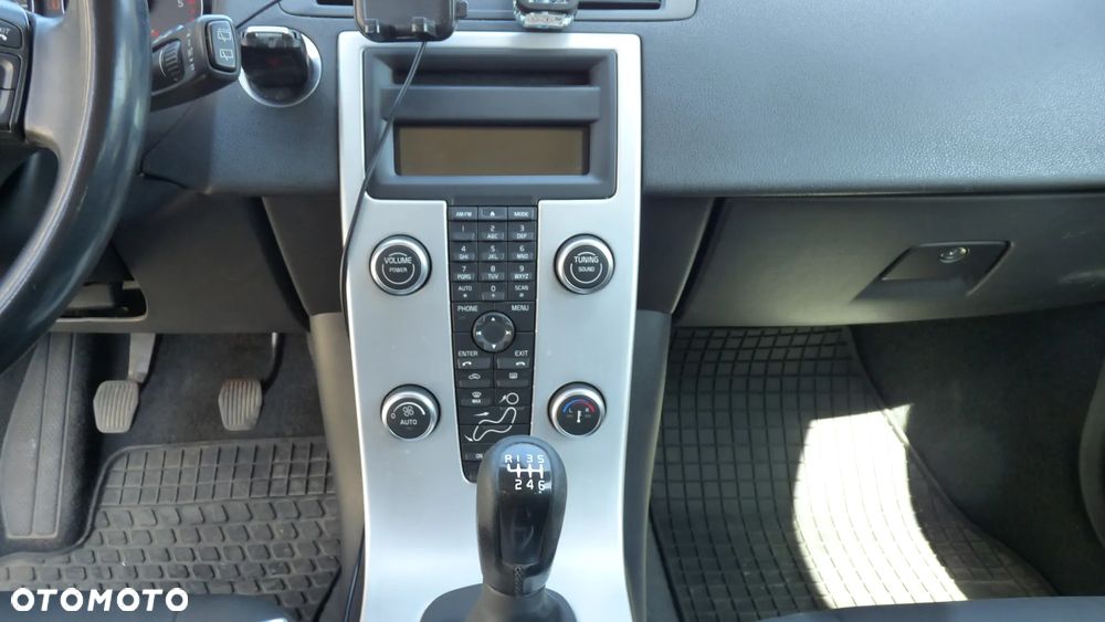 Volvo V50 DPF D2 Momentum - 12