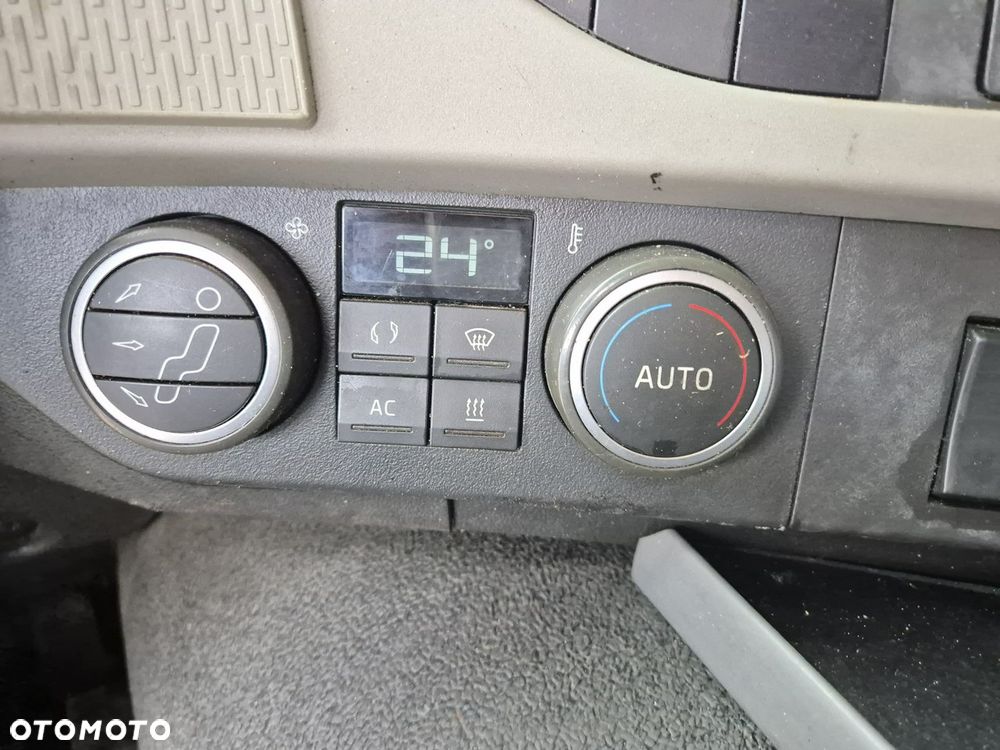Volvo FM 330 AUTOMAT / UNIKATOWY / HDS / SKRZYNIA / BEZWYPADKOWY / SERWISOWANY / MOCNY / 1WŁ. / MOŻLIWY TRANSPORT - 38