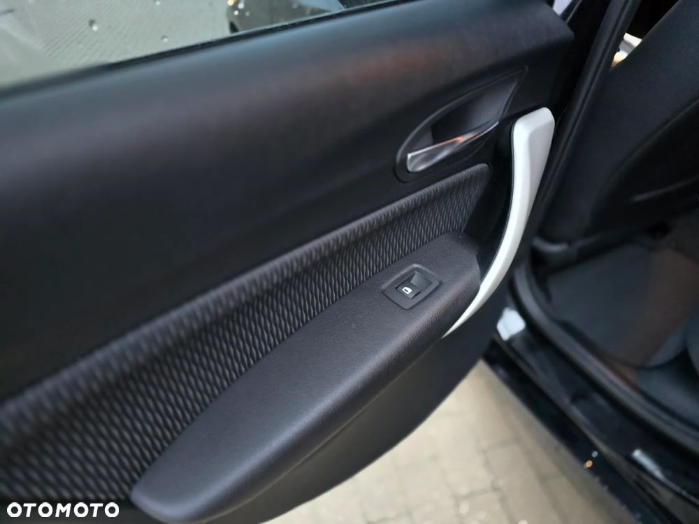 BMW Seria 1 118i Business Edition - 24