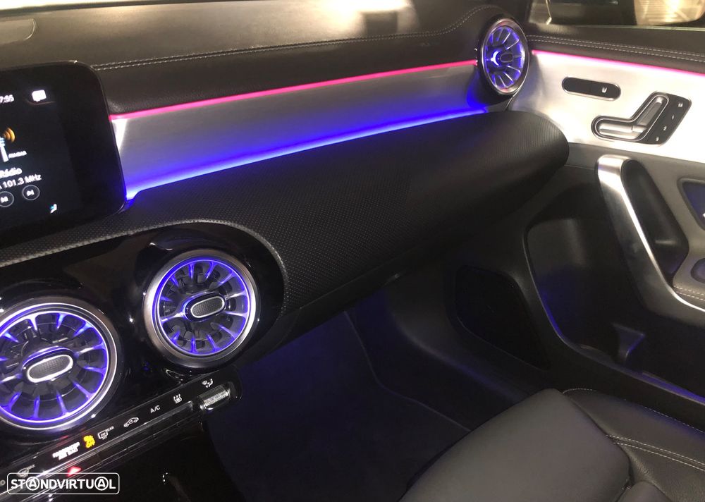 Mercedes-Benz A 250 e AMG Line - 28