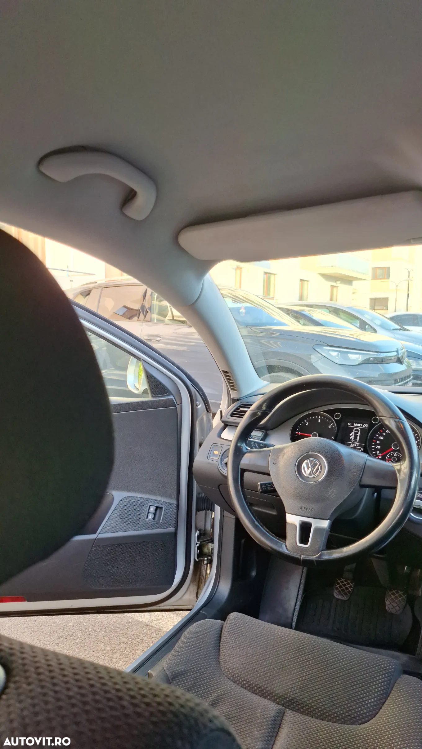 Volkswagen Passat 1.6 TDI BlueMotion - 16