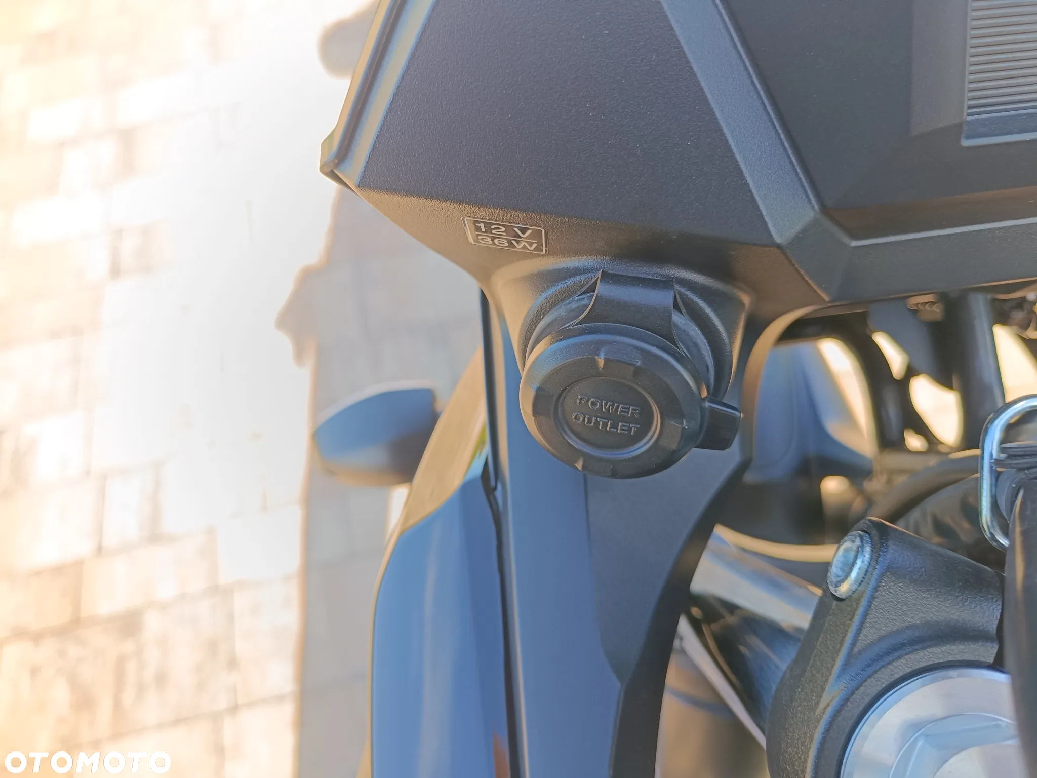 Suzuki V-STROM - 15