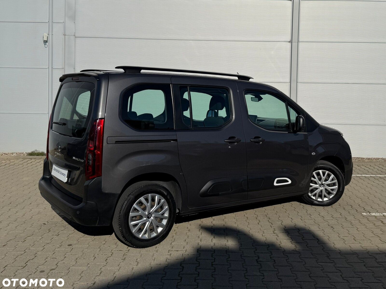 Citroën Berlingo M 1.2 PureTech Feel S&S - 10