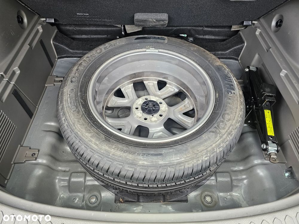 Kia Sportage - 16
