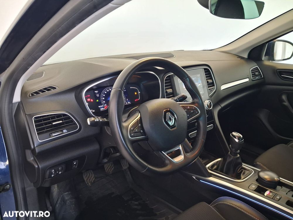 Renault Megane TCe 140 GPF Intens - 12