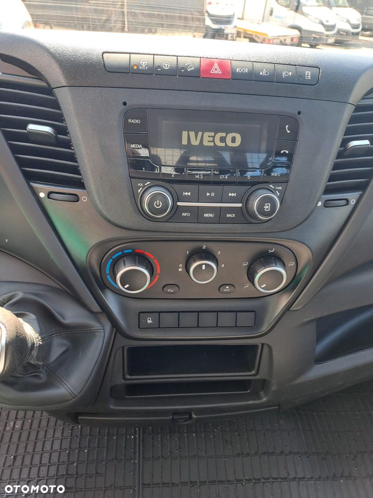 Iveco 50C18 | Wywrotka 3 strony | 3 litry 180 KM | Niski przebieg | Krajowa | Bliźniak || Full Led - 16