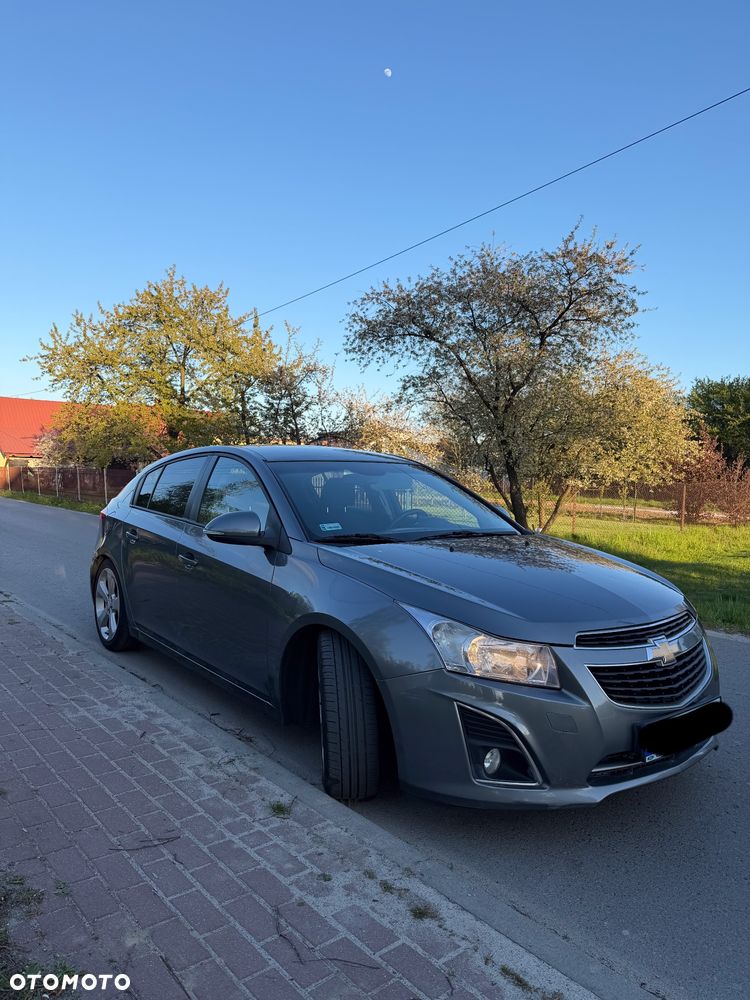 Chevrolet Cruze 1.6 LT+ - 4