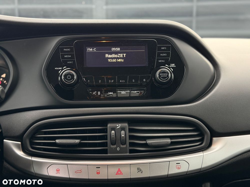 Fiat Tipo 1.4 16V - 13