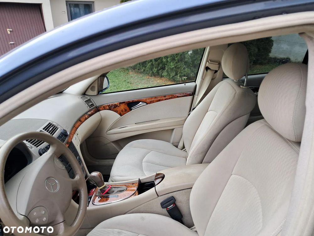 Mercedes-Benz Klasa E 320 Elegance - 5