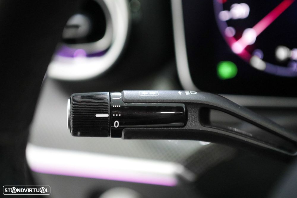 Mercedes-Benz C 300 e AMG Line - 23