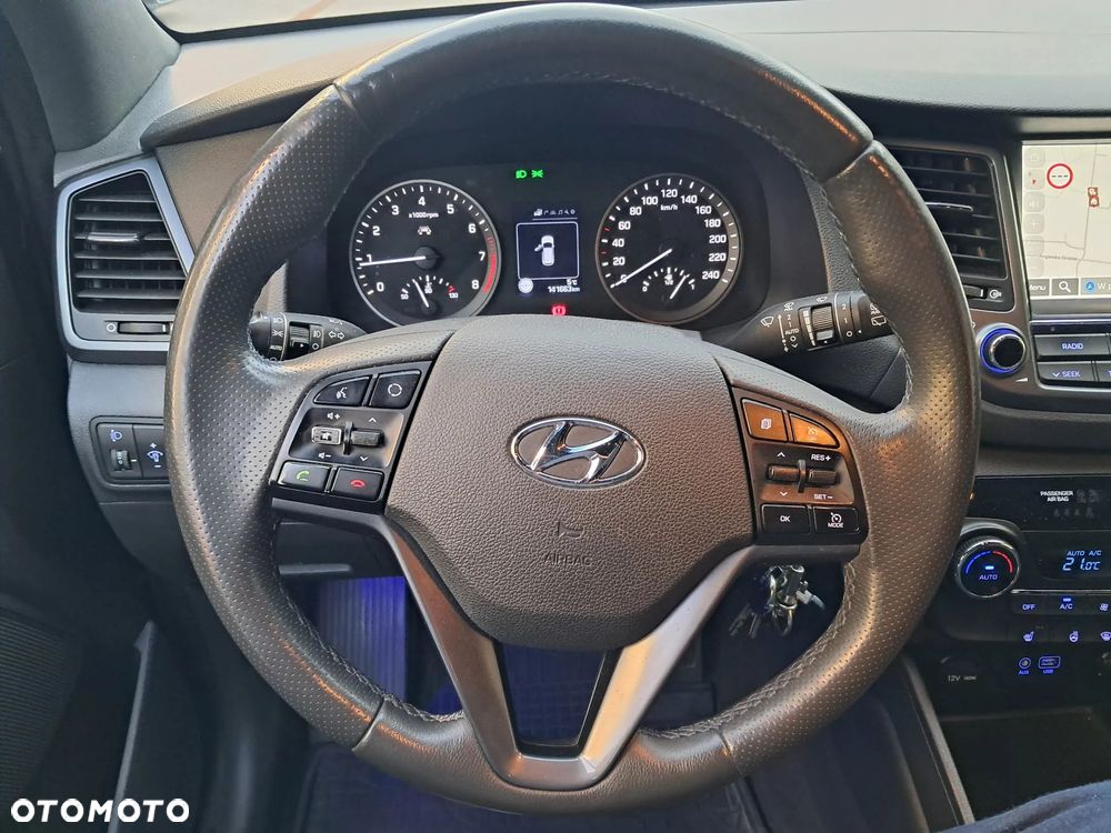 Hyundai Tucson - 8