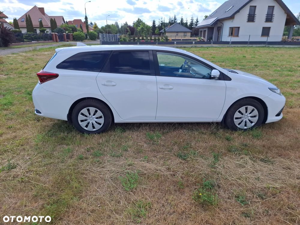 Toyota Auris 1.4 D-4D Comfort - 5