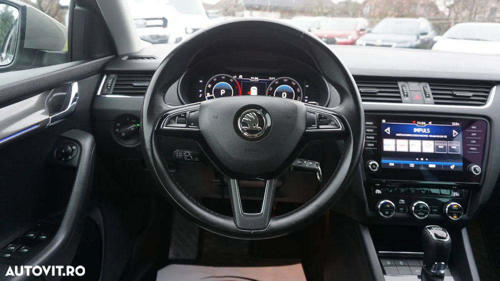 Skoda Octavia Combi 1.6 TDI DSG Premium Edition - 17