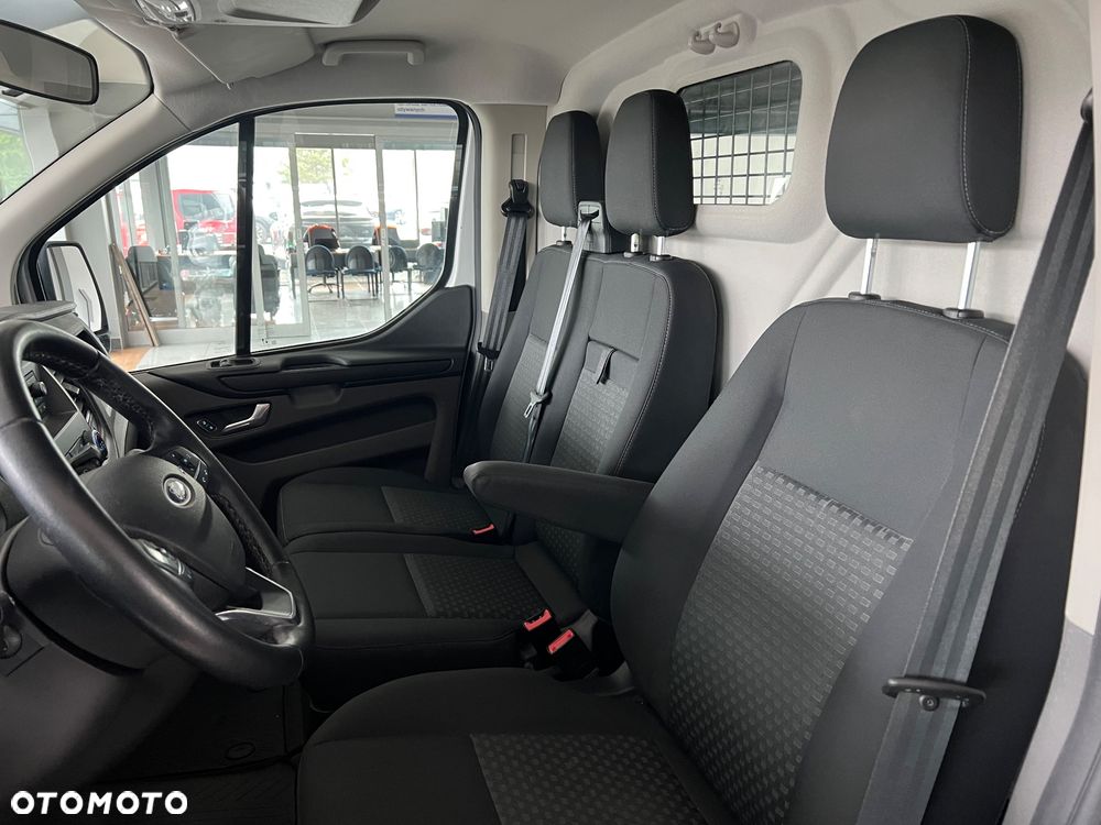 Ford Transit Custom - 26