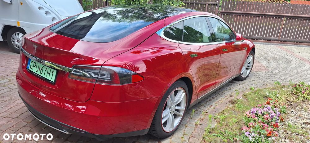 Tesla Model S Standard - 5