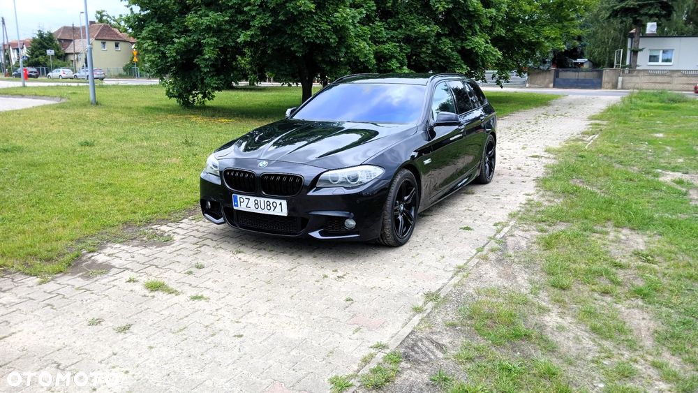 BMW Seria 5 528i Sport-Aut - 2