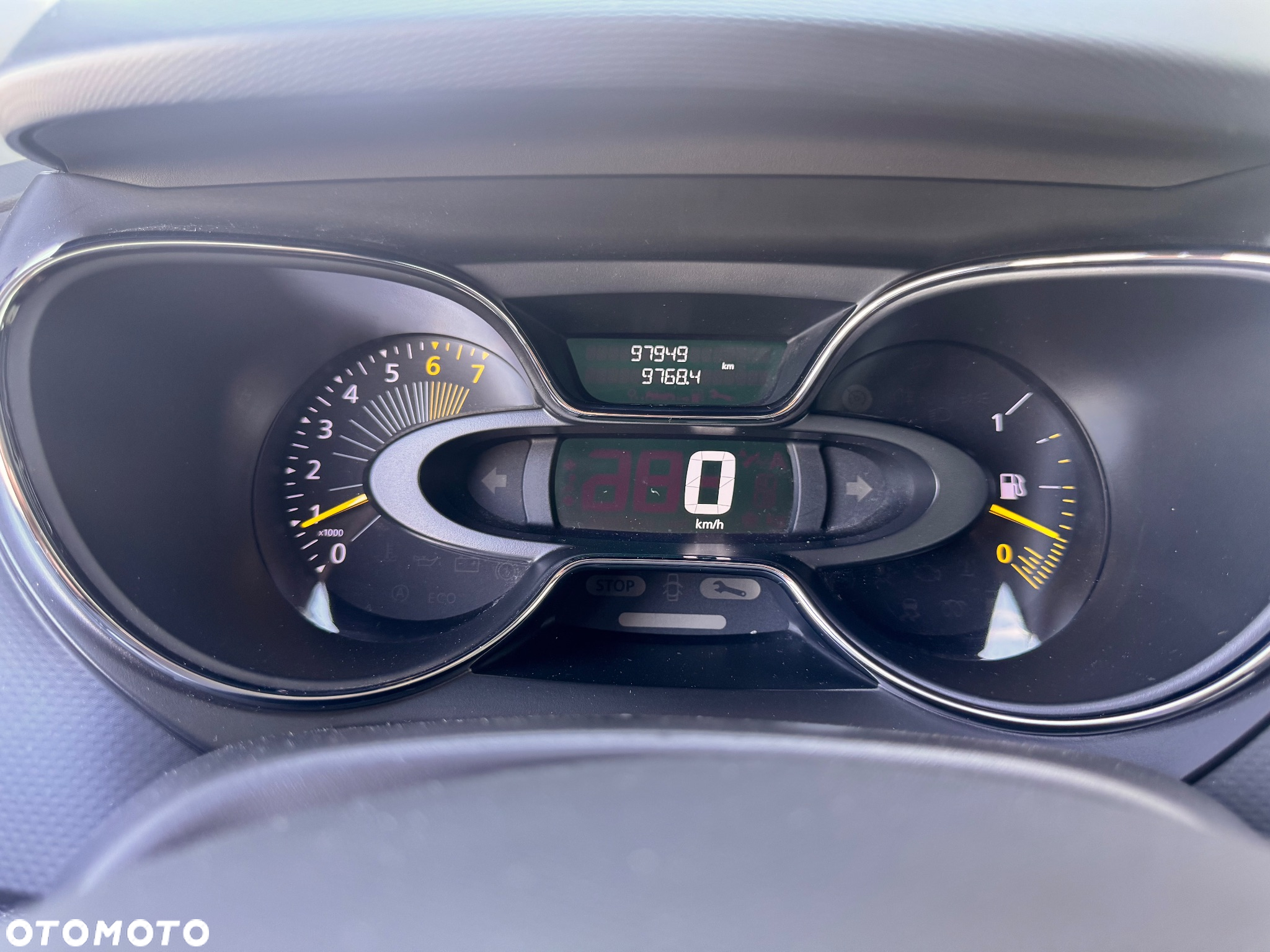 Renault Captur 0.9 Energy TCe Life - 13