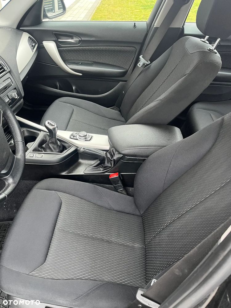 BMW Seria 1 - 17