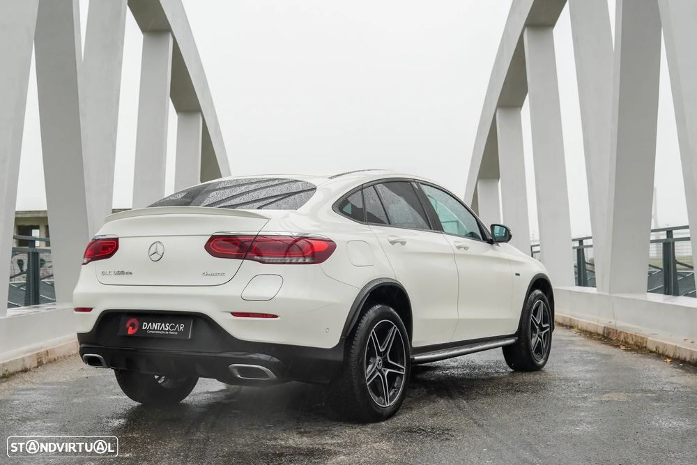 Mercedes-Benz GLC 300 e 4Matic - 4