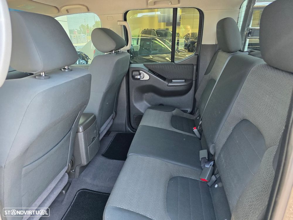 Nissan Navara 2.5 dCi CD LE 4WD - 22