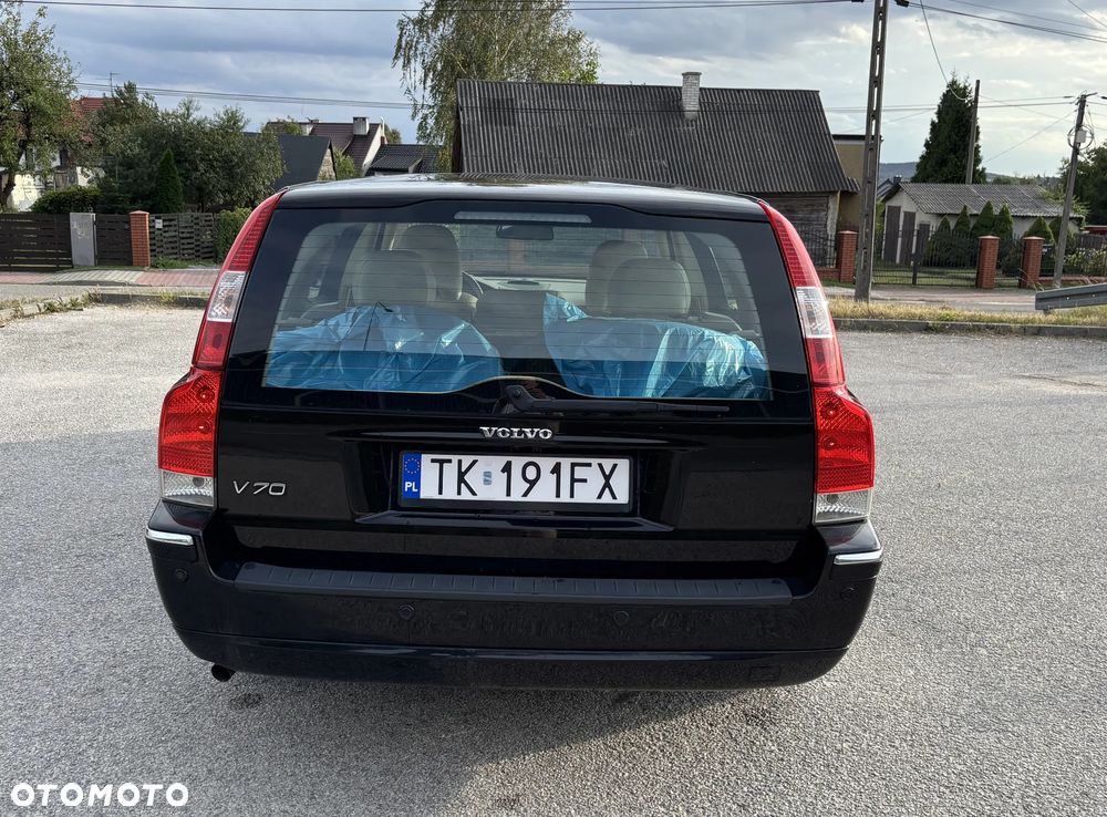 Volvo V70 2.4 Momentum - 9
