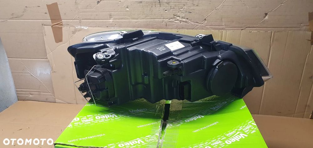 Lampa lewy przód przednia lewa VW Polo IV 6R Nowa TYC - 6