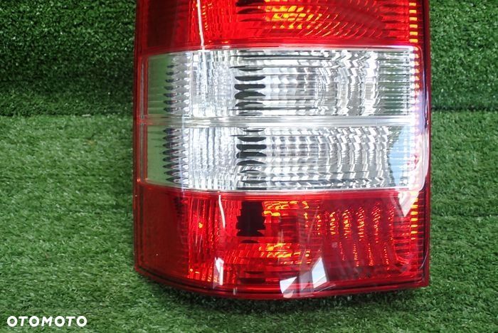 VW T5 03-15 lampa lewa tylna tył - 3