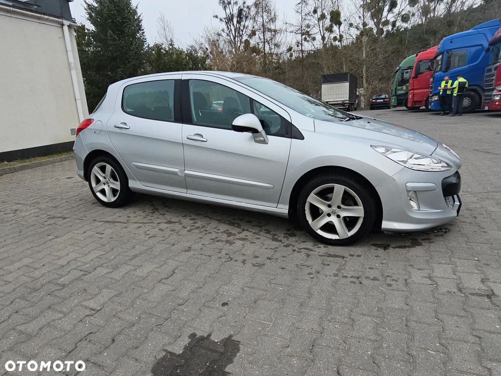 Peugeot 308 - 2