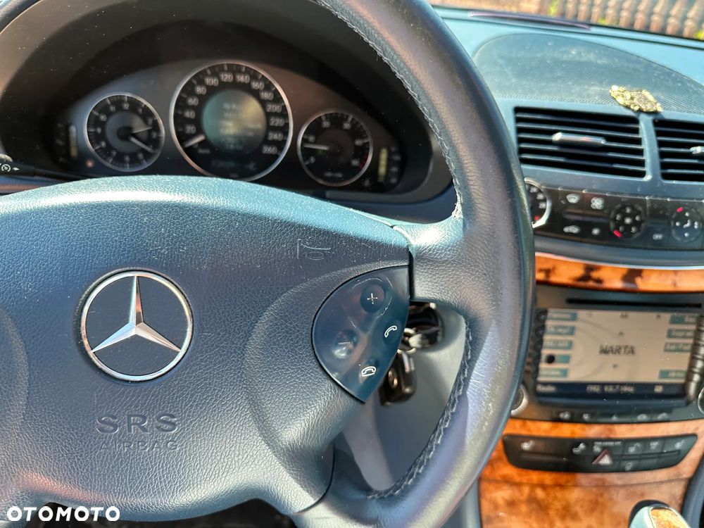 Mercedes-Benz Klasa E - 11
