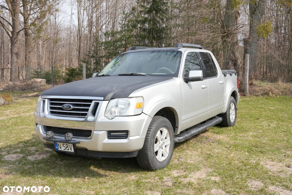 Ford Explorer 4.0 - 1