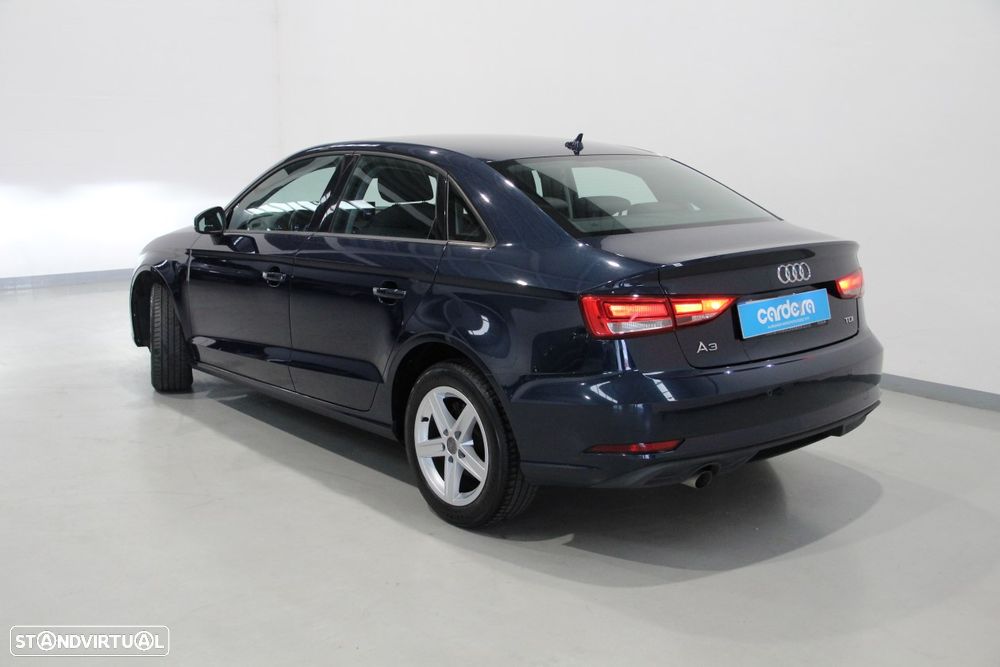 Audi A3 Limousine 1.6 TDI Design - 28