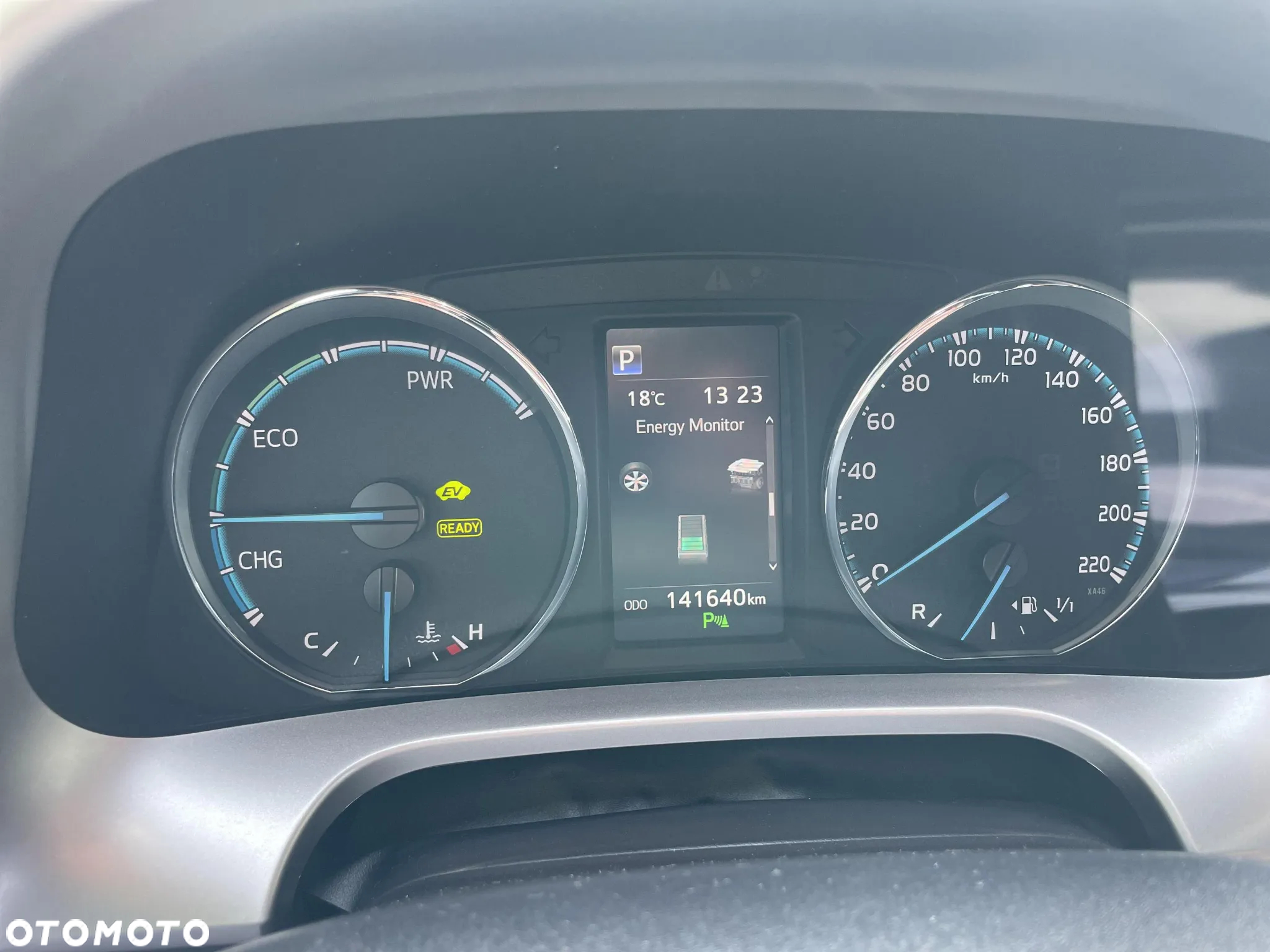 Toyota RAV4 Hybrid Premium 4x2 - 14