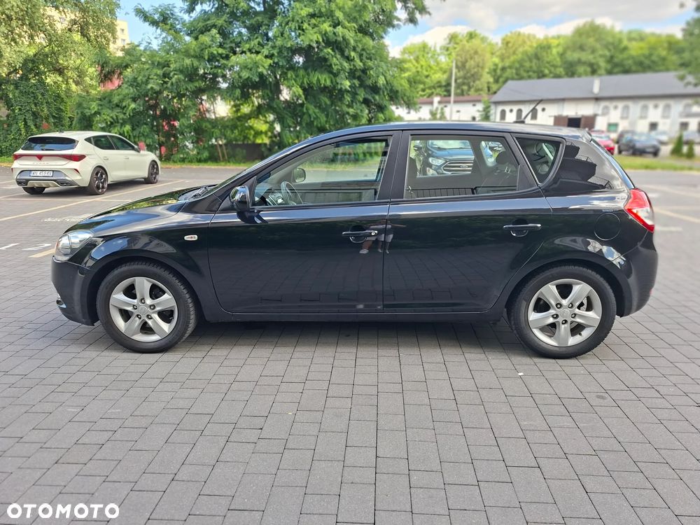 Kia Ceed 1.4 Comfort + - 12