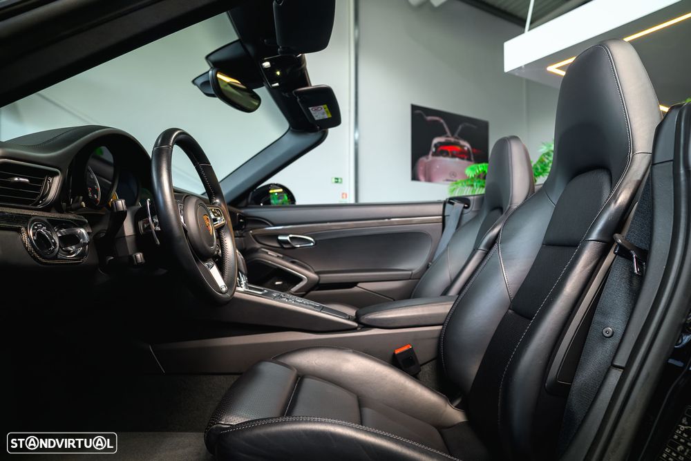 Porsche 911 (991) Turbo S Cabriolet - 19