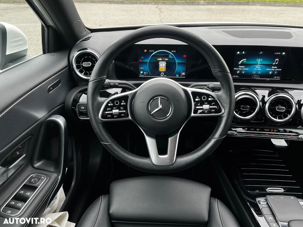 Mercedes-Benz A 180 d 7G-DCT - 12