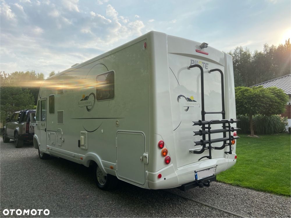 Mercedes-Benz Pilote Explorateur - 3