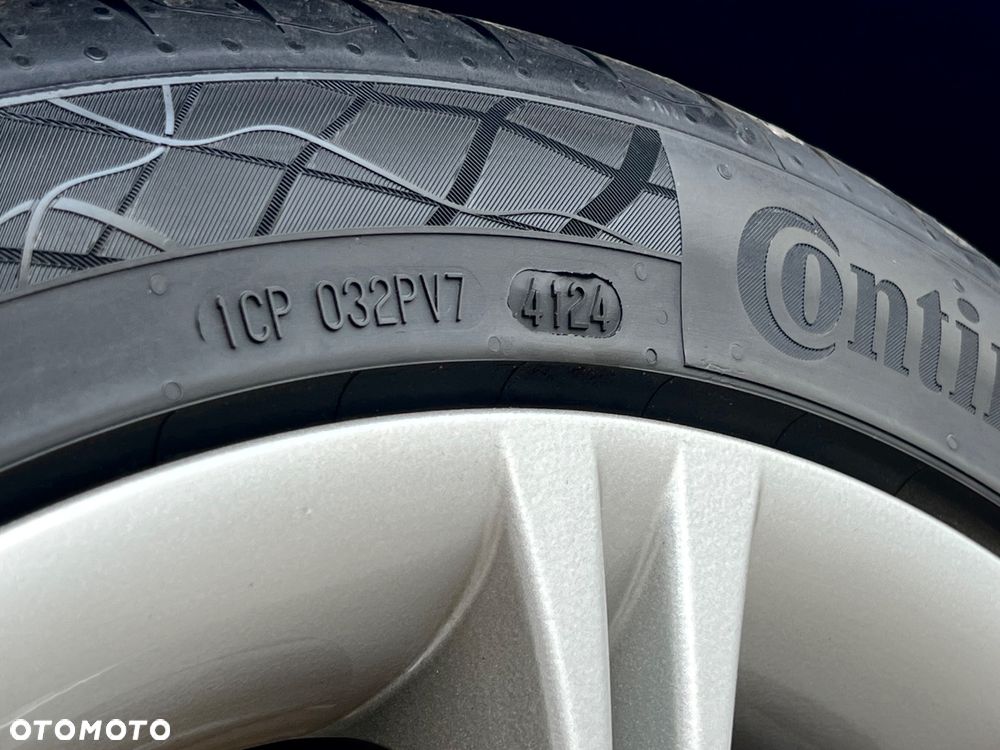BMW Seria 5 525i - 35