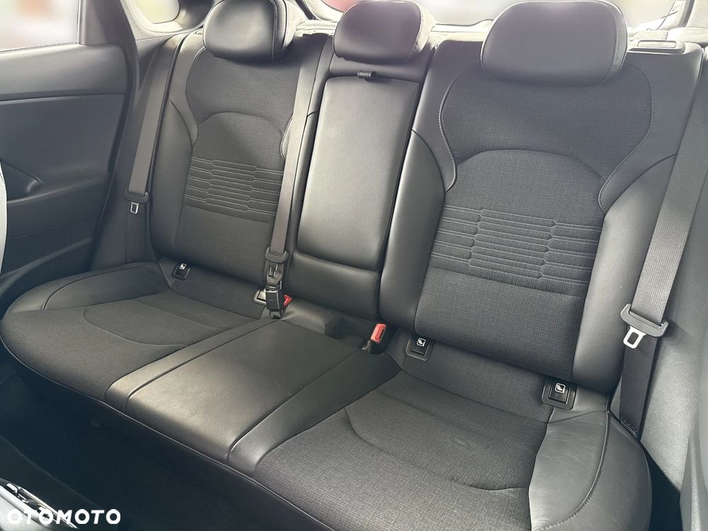 Hyundai i30 1.5 T-GDI 48V Smart Plus DCT - 15