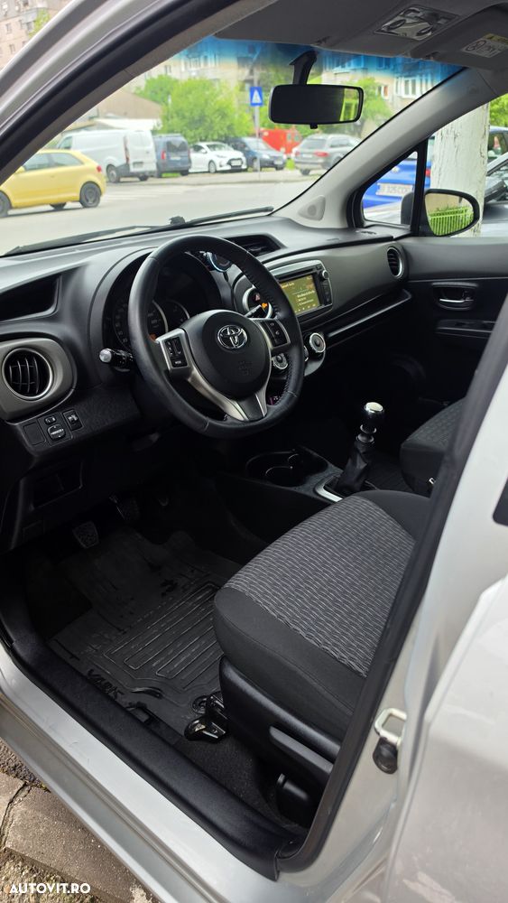 Toyota Yaris 1.33 L Dual VVT-i 5D Luna - 5
